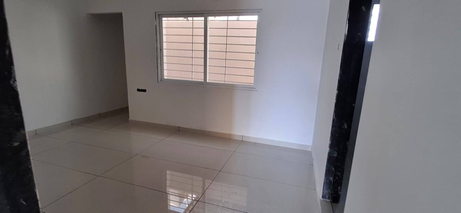 4BHK LUXURY TRIPLEX image 5