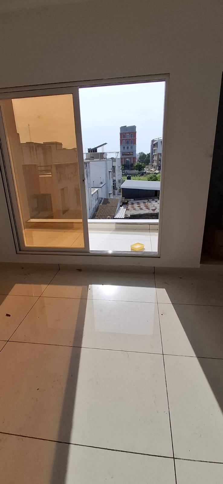 4BHK LUXURY TRIPLEX image 7