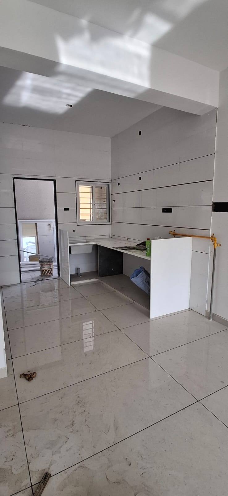 4BHK LUXURY TRIPLEX image 9